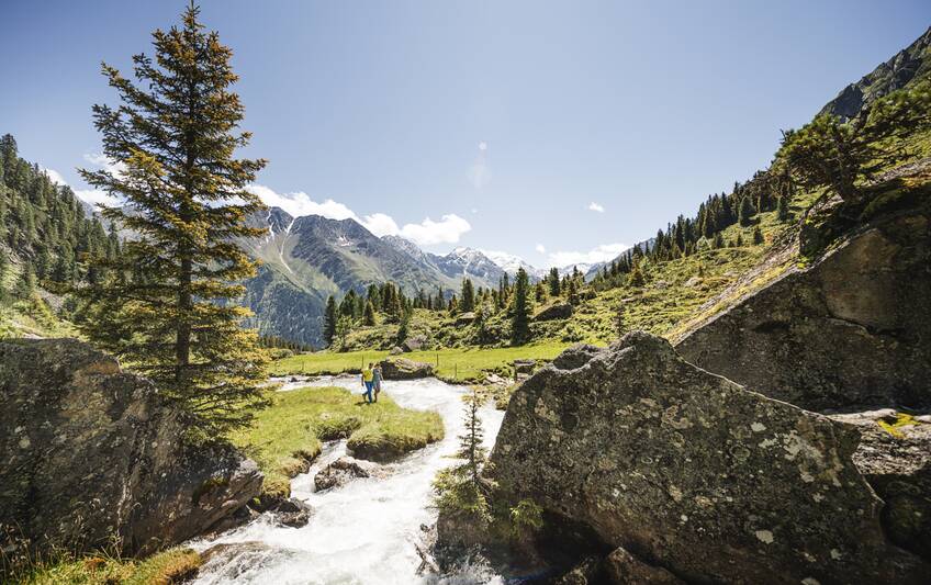 Sommerwanderung Stubai | © TVB Stubai / Andre Schönherr