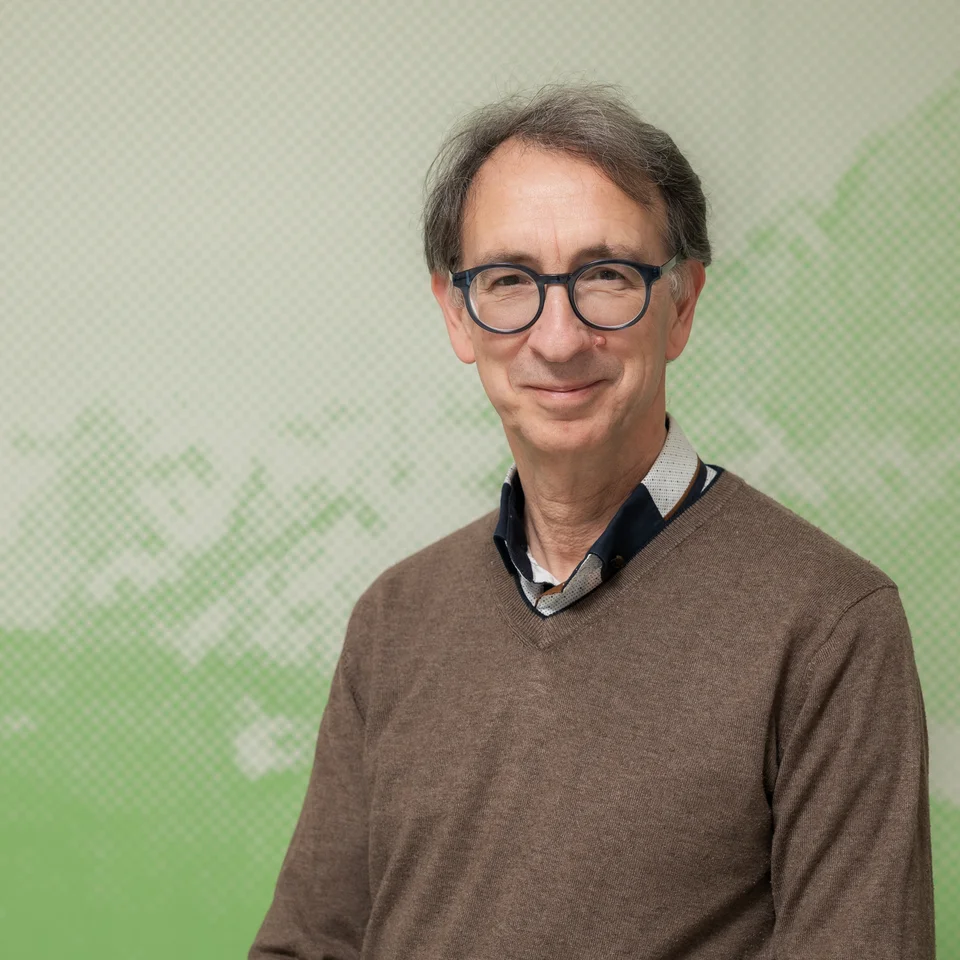 Dr. Alexander Smekal