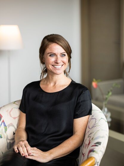 Dr. Melanie Robertson