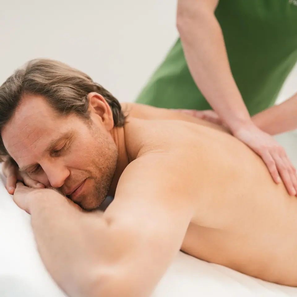 Massagebehandlung Mann